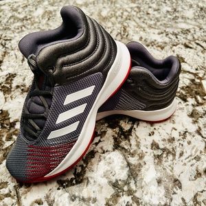 Original Adidas, boys, size 1.5, New, gray & red
